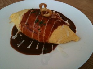 カフェスペース　ビヨンド　オムライス