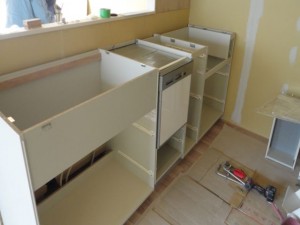 食洗機が組み込まれました。